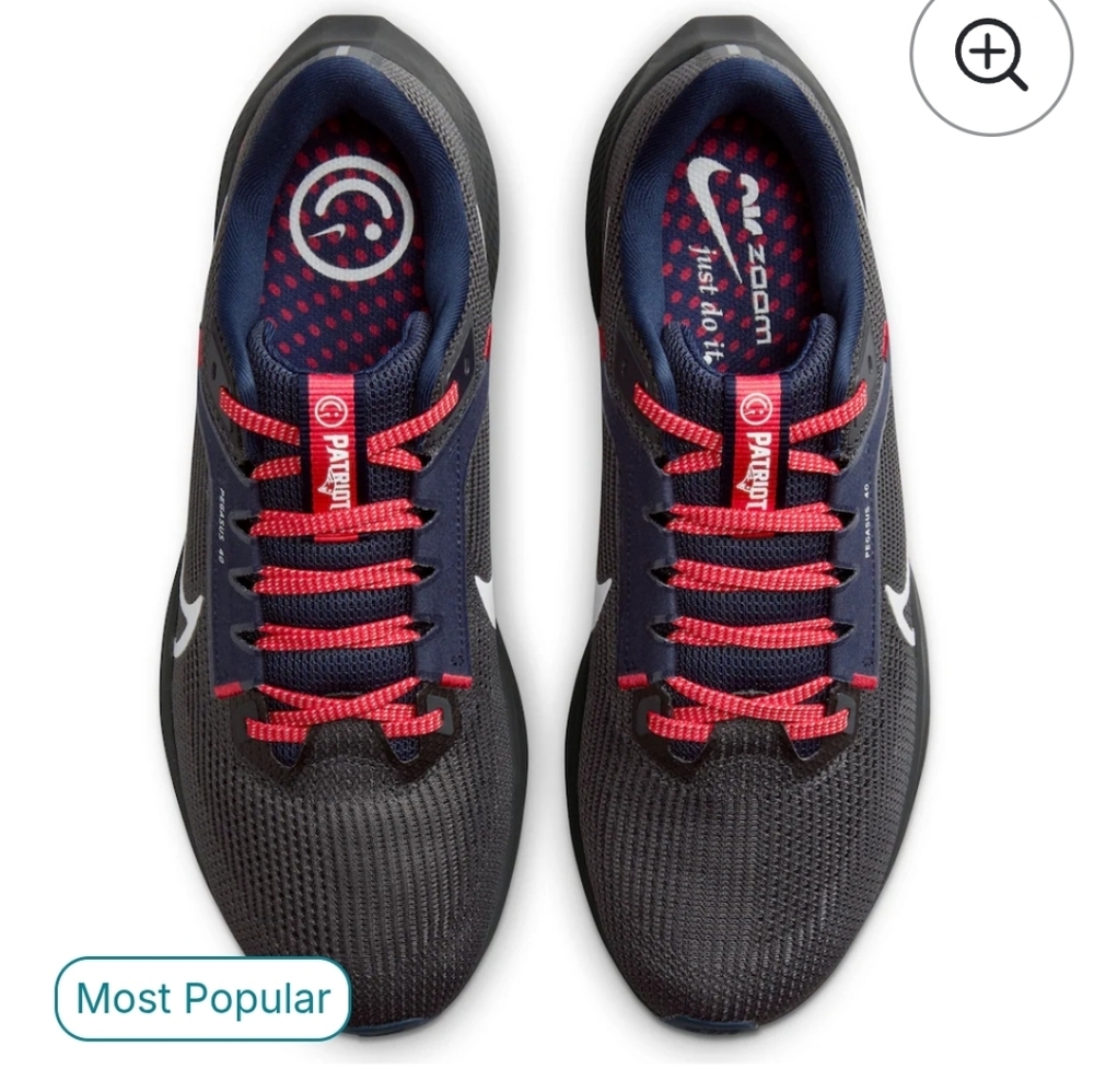 Nike Men's Black and Pink Athletic Shoes